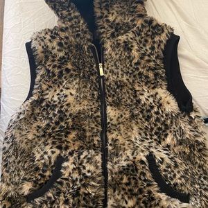 This is a size Petite XL got it and it doesn’t fit.Never wore